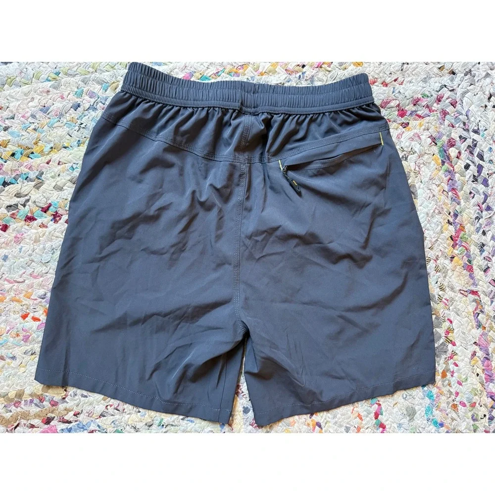 MIER Mens Outdoor Series Running Shorts‎ Gray Zipper Pockets Athletic Size S